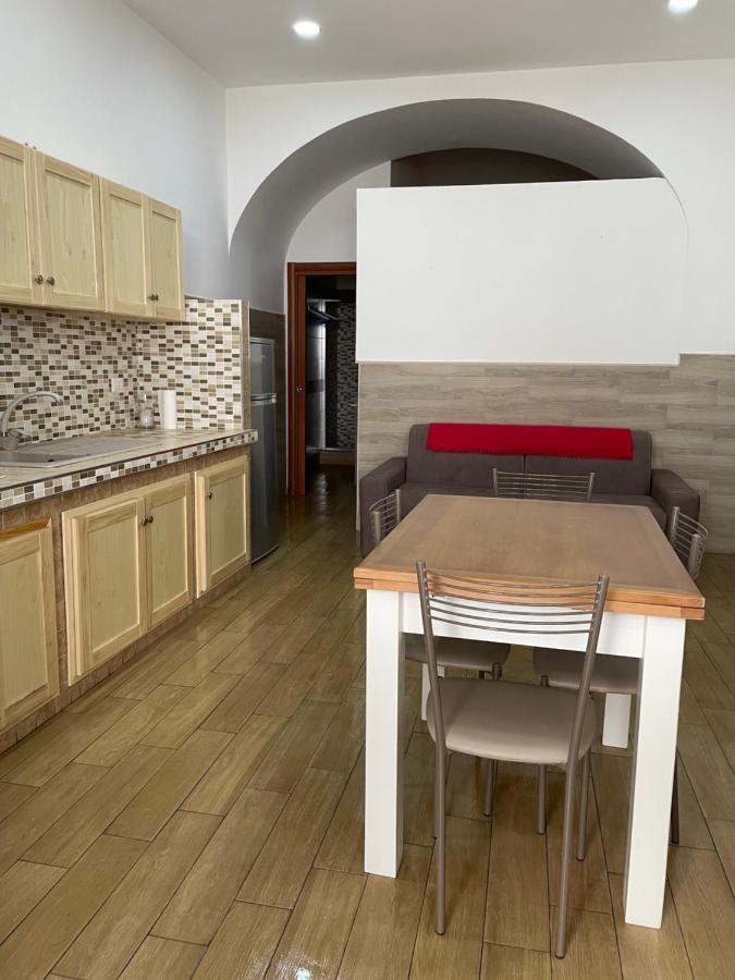 Il Decumano Superiore Napoli Bagian luar foto