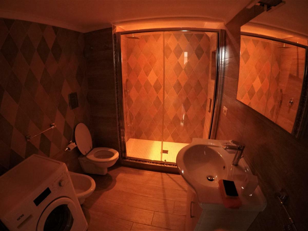 Il Decumano Superiore Napoli Bagian luar foto