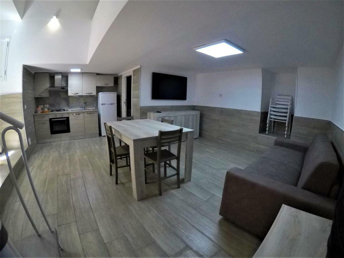 Il Decumano Superiore Napoli Bagian luar foto